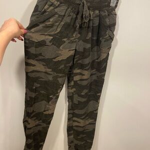 Camo pants